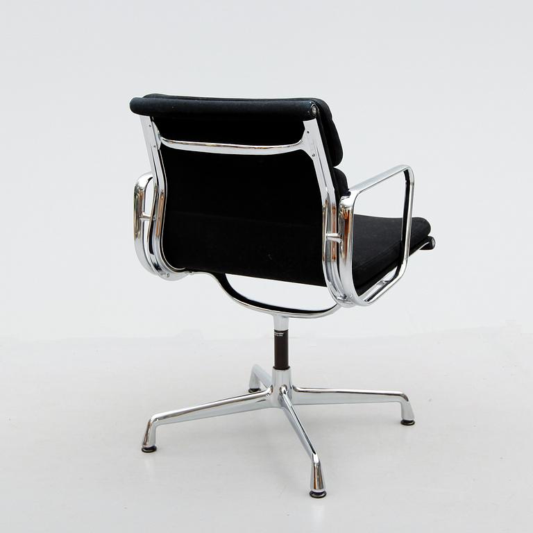 SKRIVSTOL, "Soft Pad Group", Charles Eames, Herman Miller, Vitra, 1900-talets slut.