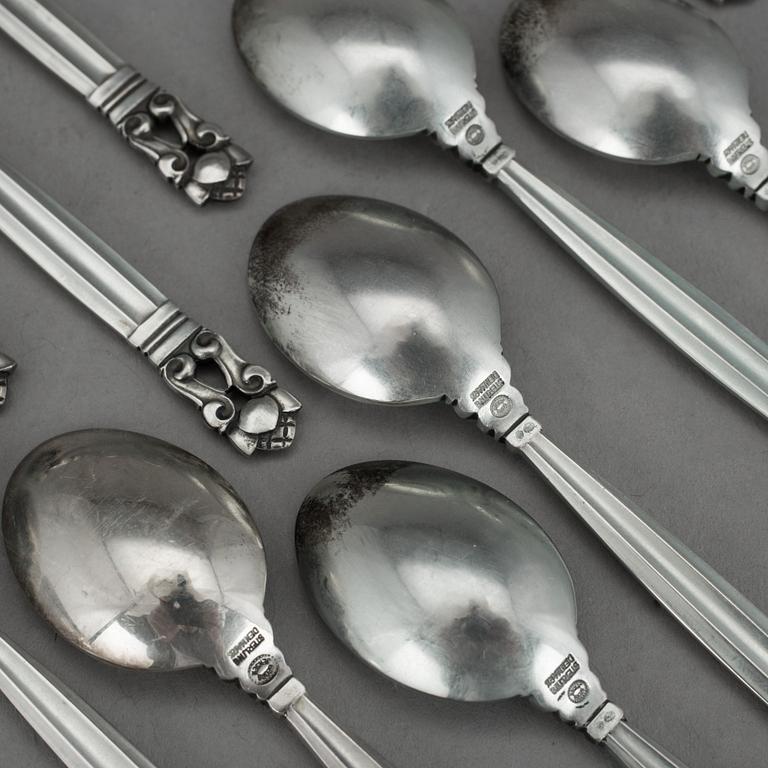 MOCKASKEDAR, 12 st, silver, "Konge/Acorn", Johan Rohde, Georg Jensen, efter 1945. Vikt 138 g.