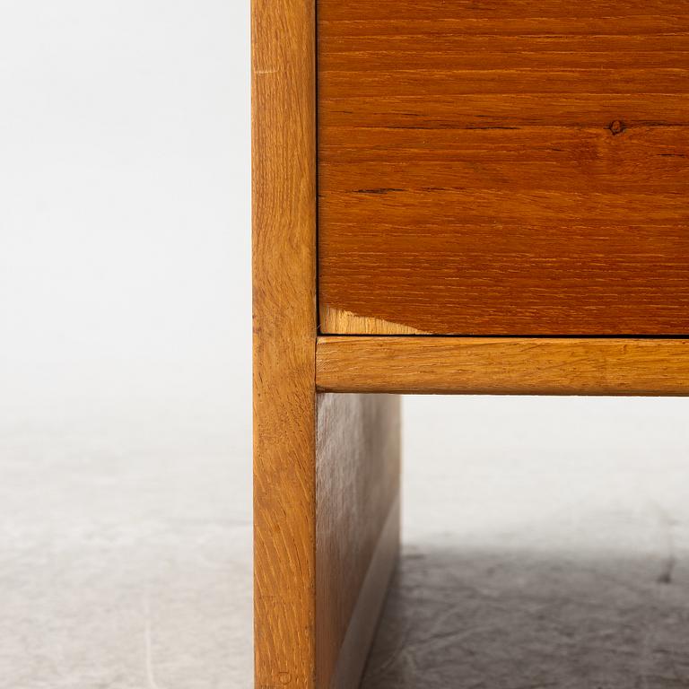 Hans J. Wegner, chest of drawers, Ry Möbler.