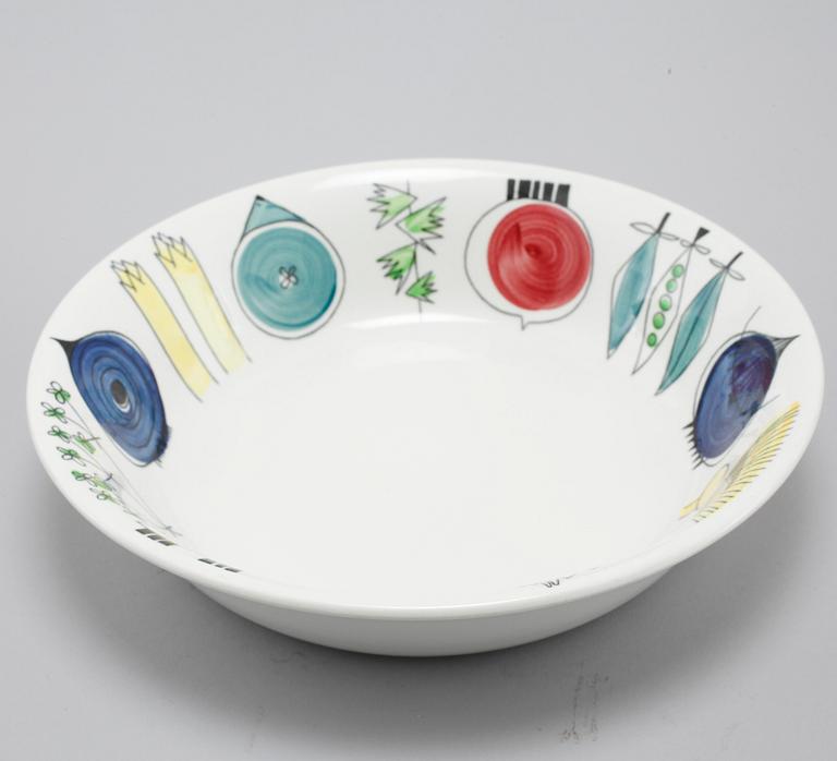 Four pieces of tableware by Marianne Westman for Rörstrand, model "Picknick", 1956-69.
