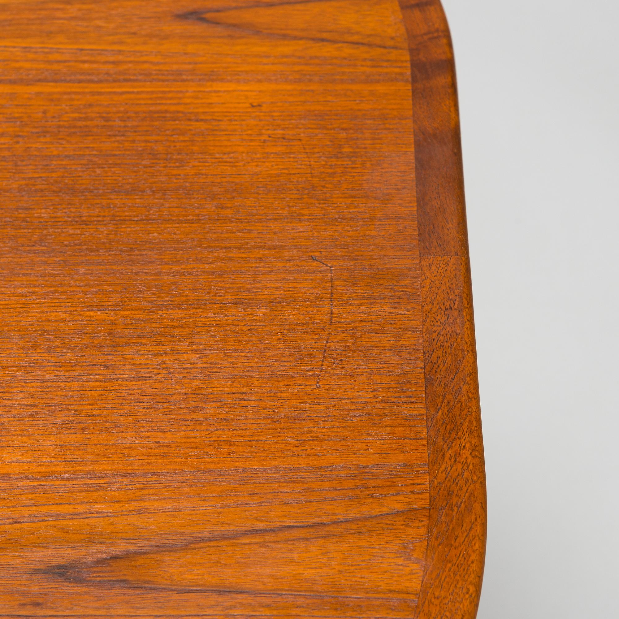 Olof Ottelin, soffbord, "Strada", Oy Stockmann Ab, Kervo Snickerifabrik, 1900-talets mitt.