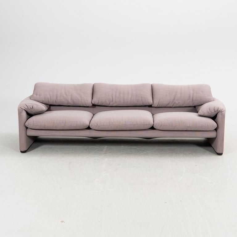Vico Magistretti, sofa "Maralunga" for Cassina designed in 1973.