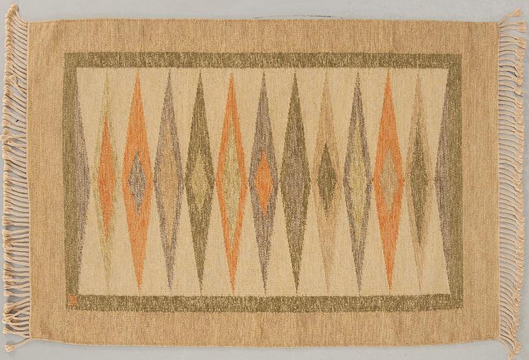 MATTA, rölakan, Alestalon Mattokutomo, Finland, 1900-talets mitt/andra hälft. Ca 200 x 139 cm.
