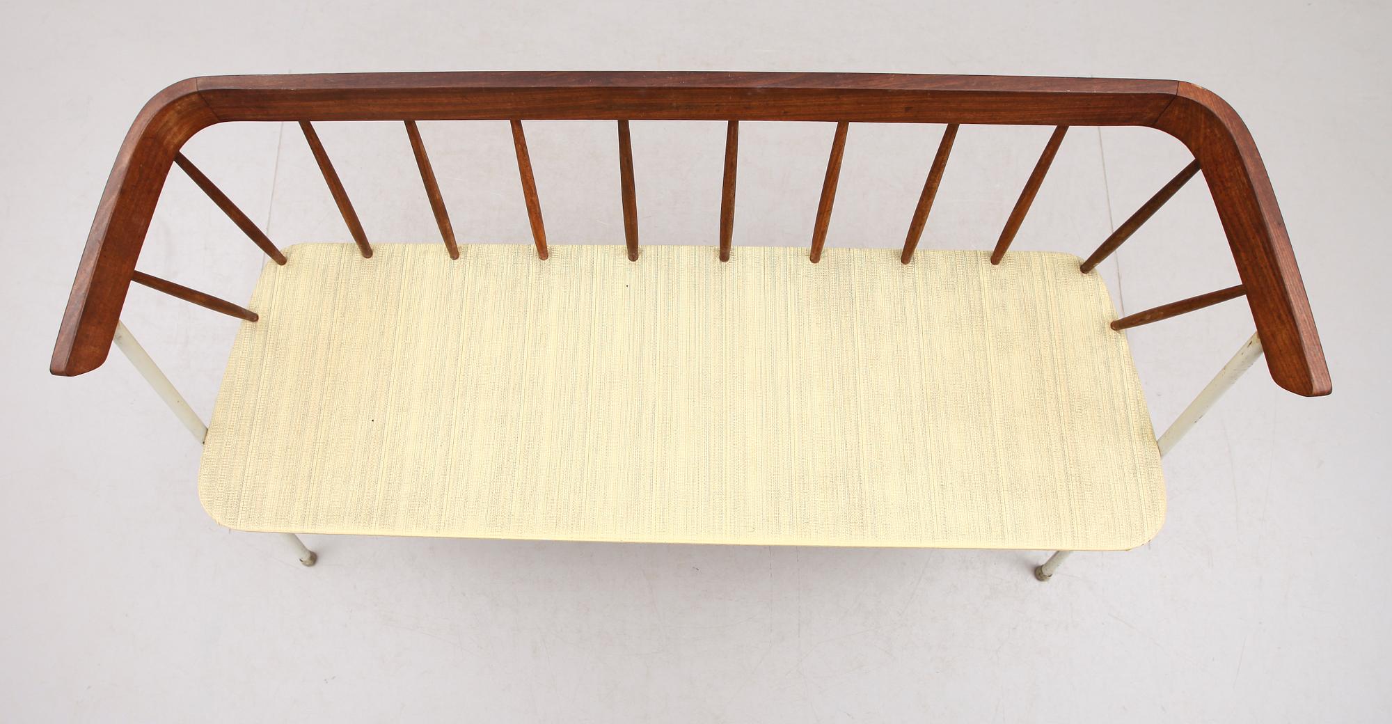 SOFFA, 1900-talets mitt.
