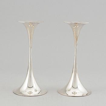 Tapio Wirkkala, A pair of silver candlesticks, 'Trumpetti', Kultakeskus, Tavastehus, Finland 1979.