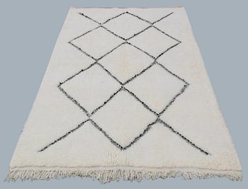 Matta, Marocko, ca 215 × 128 cm.