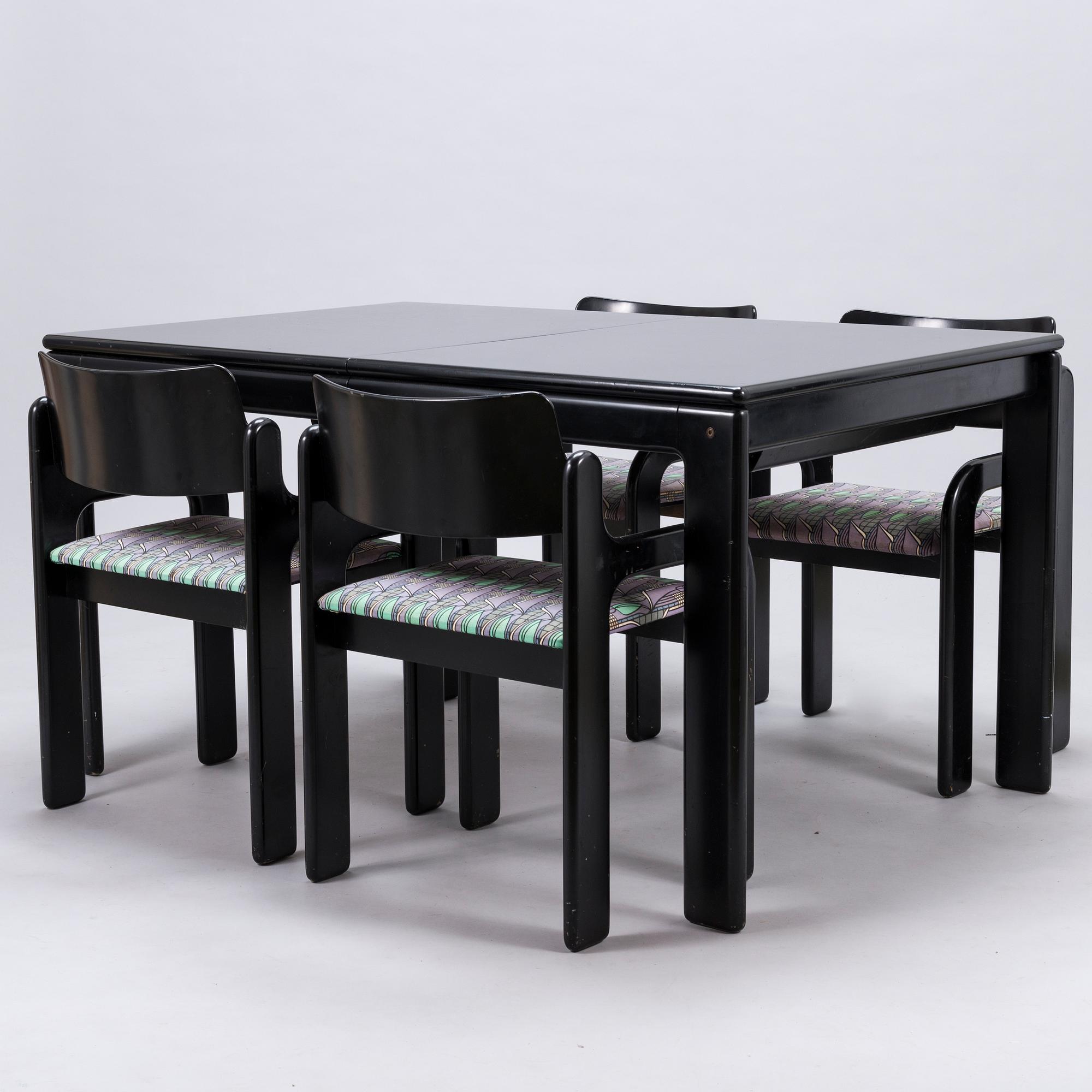 EERO AARNIO, A dinner table and four chairs "Flamingo" for Asko.