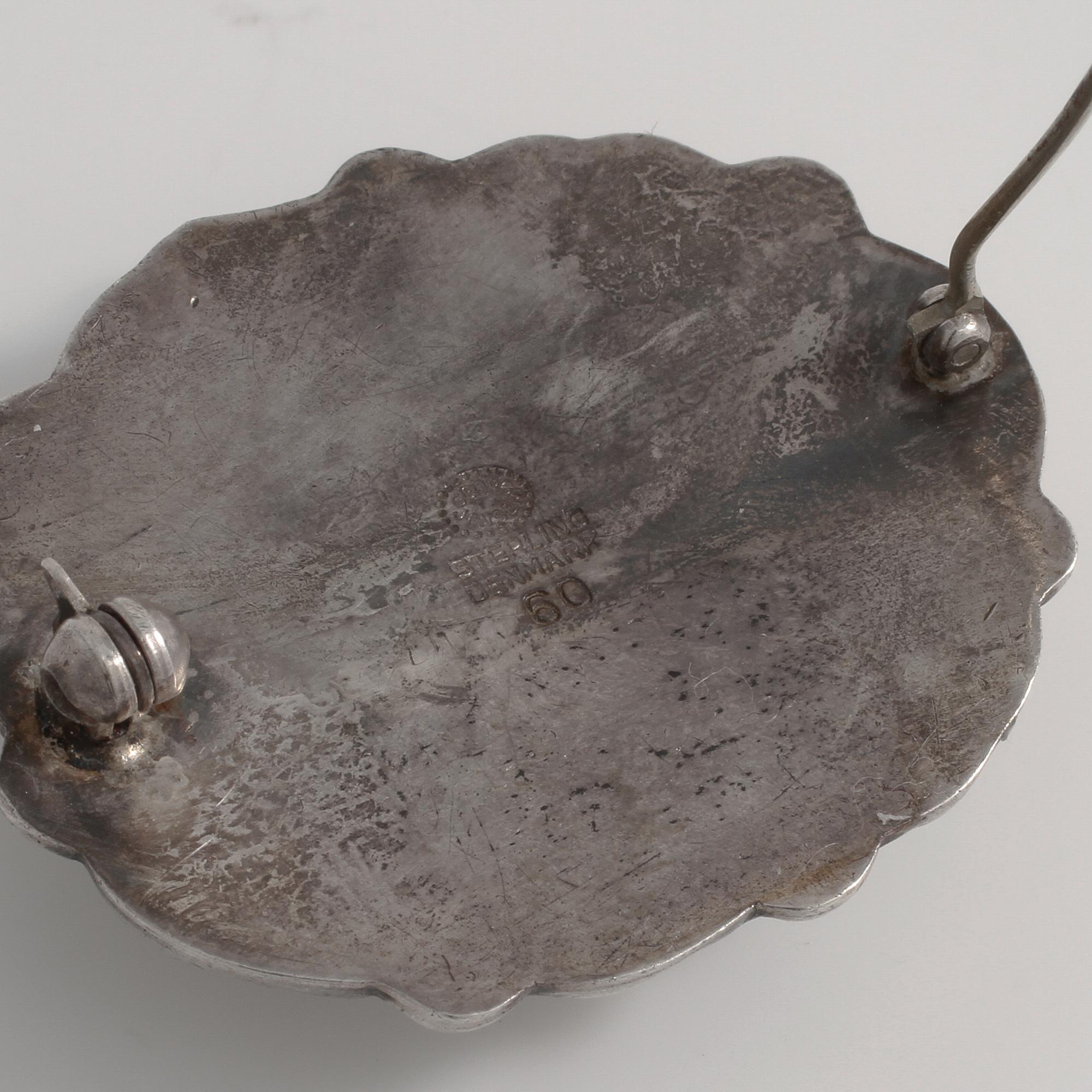 GEORG JENSEN, brosch.