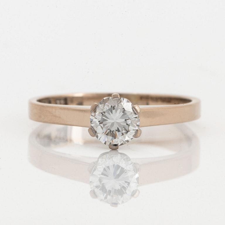 Brilliant-cut diamond solitaire ring.