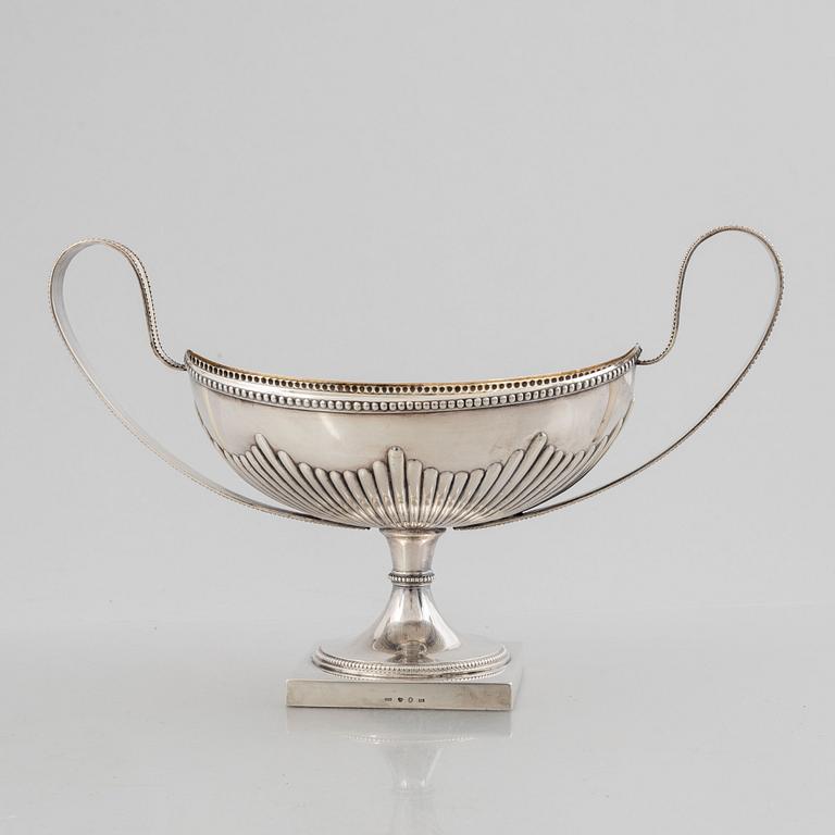 A Swedish silver jardinière, mark of CG Hallberg, Stockholm 1901.