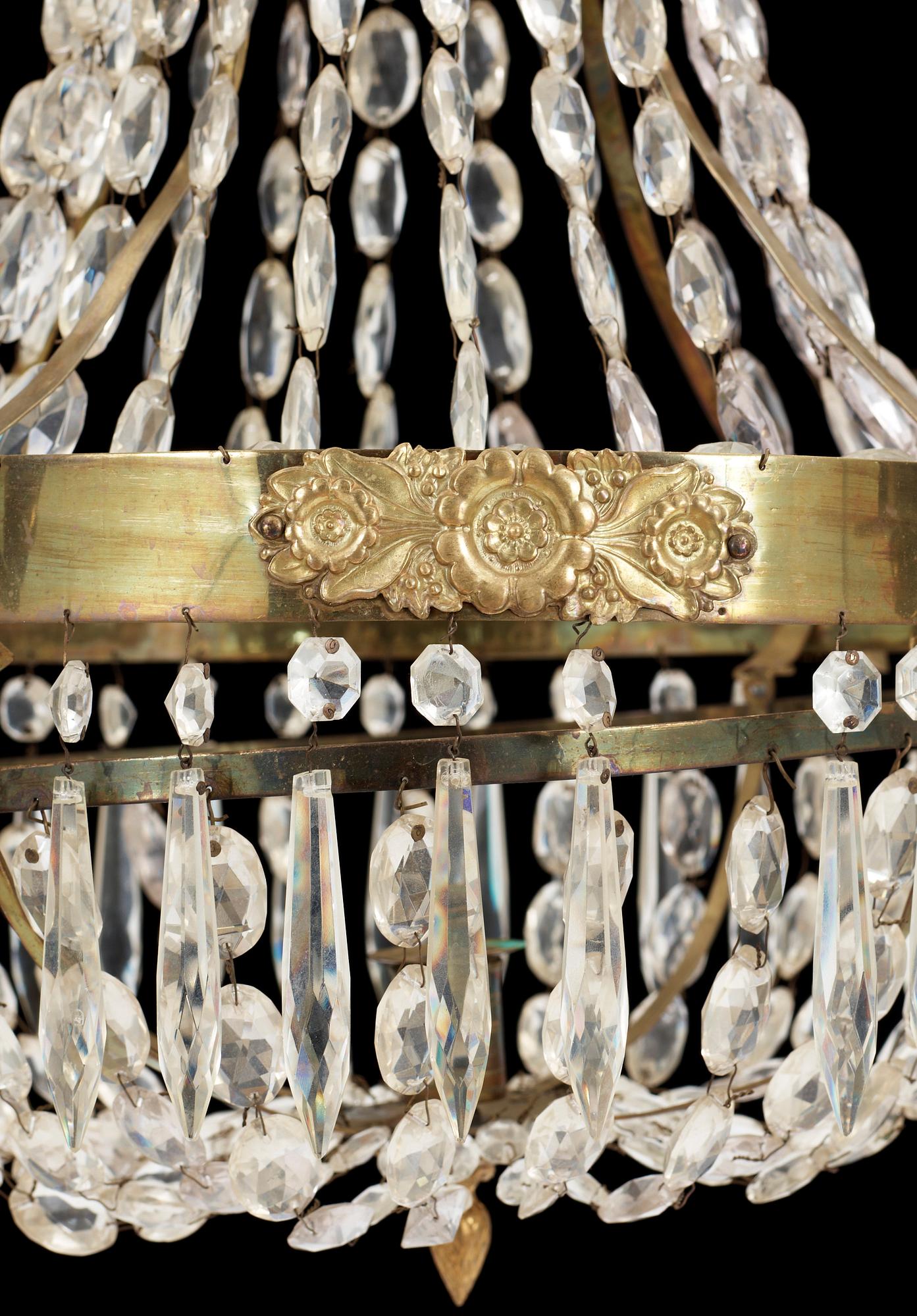 LJUSKRONA, senempire, 1800-talets första hälft. H ca 65.