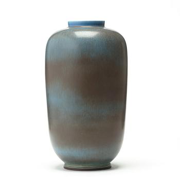 Berndt Friberg, A Berndt Friberg stoneware vase, Gustavsberg studio 1965.