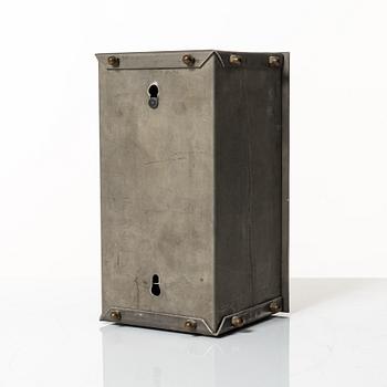 Mats Eskils, a sterling silver 3-piece shaving set in accompanying metal case, Stockholm 1995.