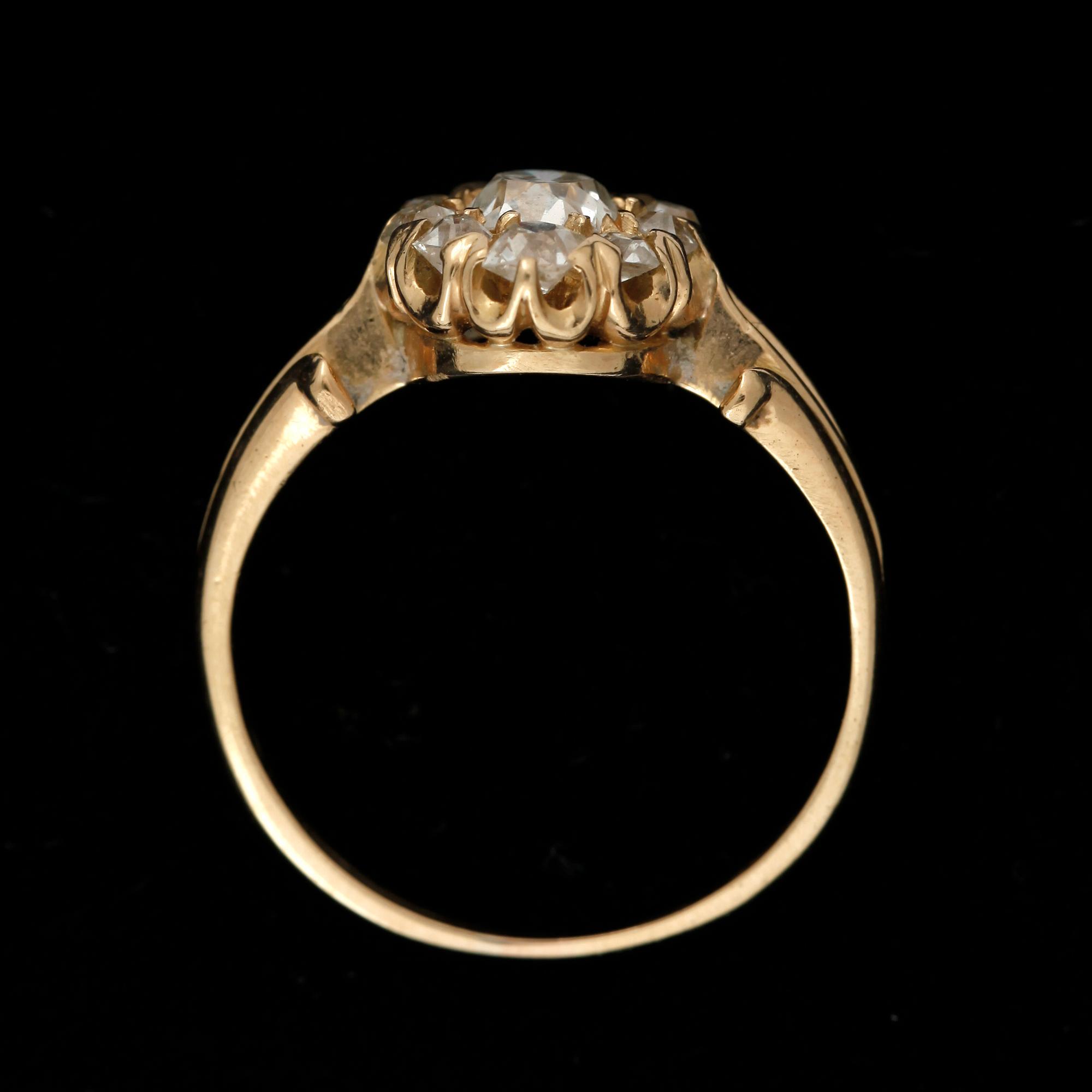 RING, guld 18K, gammalslipade diamanter, ostämplad, 1900-tal. Vikt ca 3 gram.