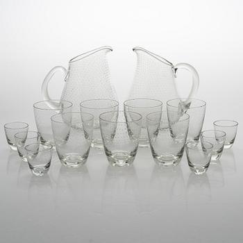 GUNNEL NYMAN, 15-piece Mid-Century Glassware Set by Nuutajärvi, Finland.