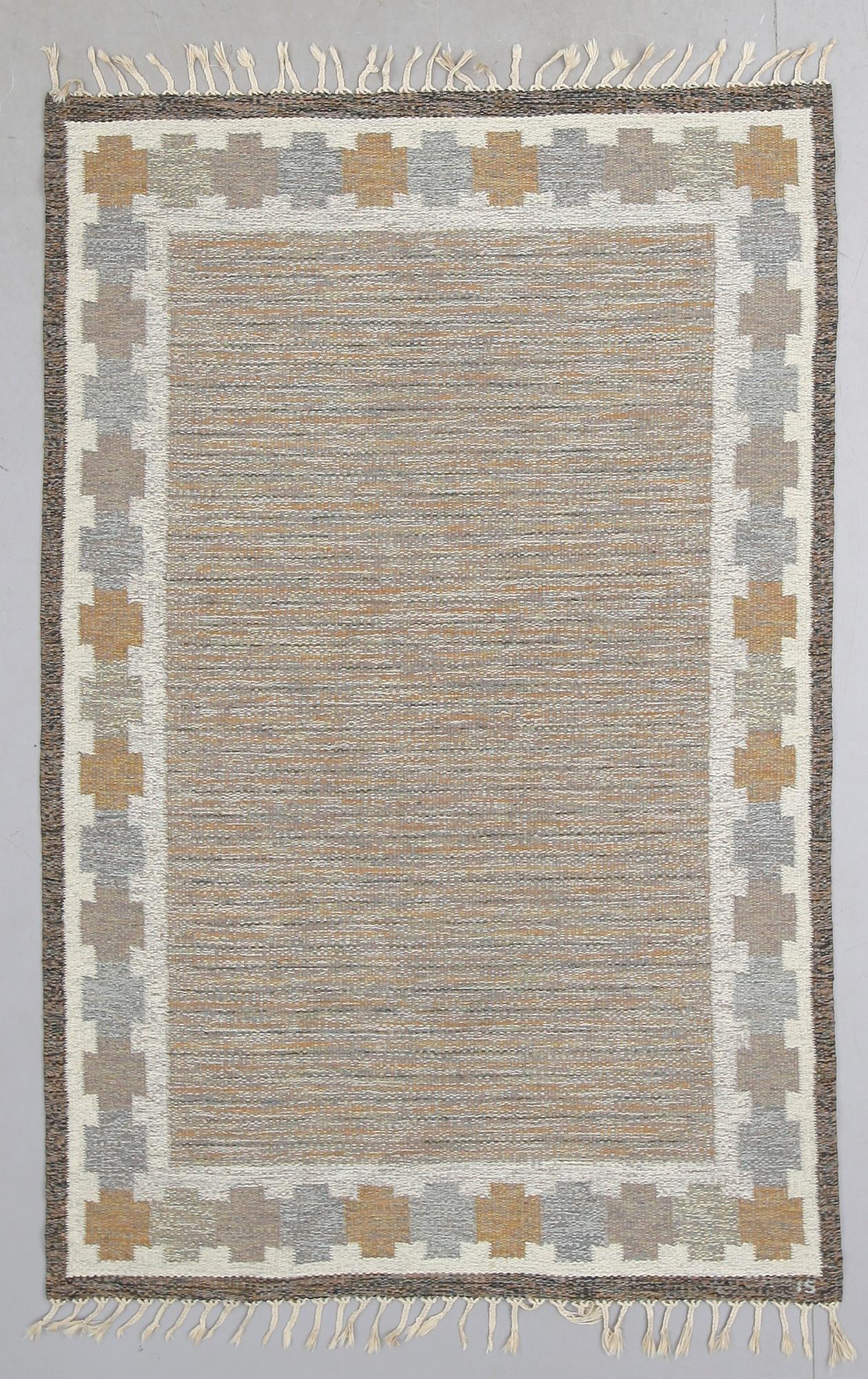 MATTA, rölakan, monogramsignerad IS (Ingegerd Silow), 1900-talets andra hälft. Ca 202 x 136 cm.