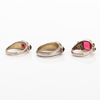 Ringar, 3 st, silver, glas, Finland 1800-talets andra hälft.