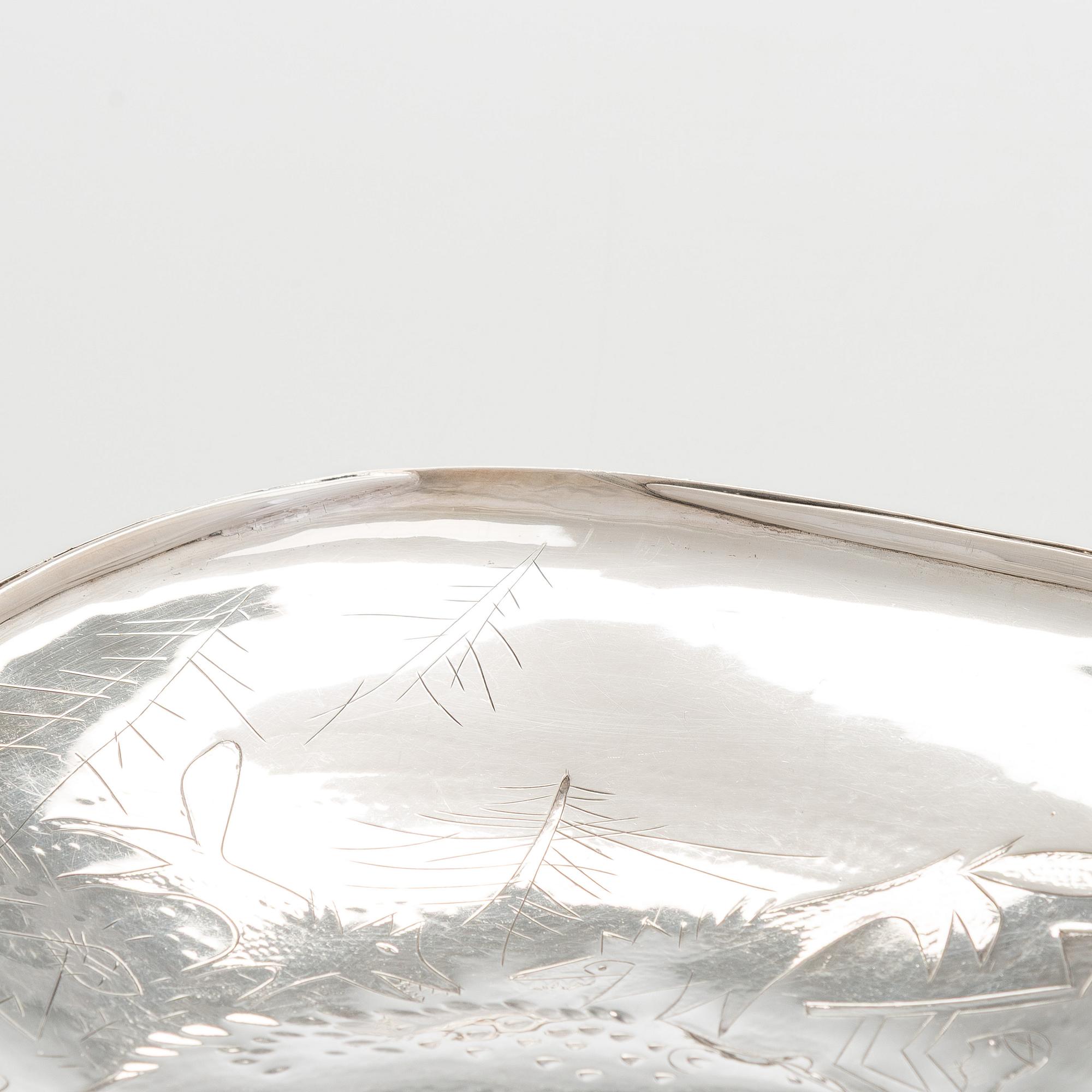 Tapio Wirkkala, Fat, silver, "Björnjakt", Tillander, Helsingfors 1951.