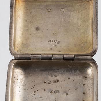 Cigarettetui, silver, St Petersburg, Ryssland, efter 1882.