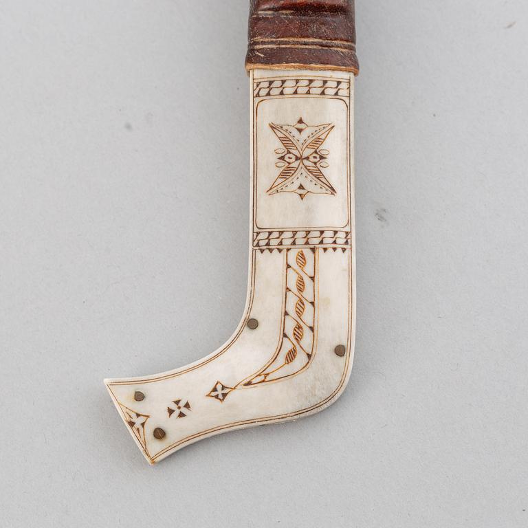 Anders Fankki, a Sami reindeer horn knife, signed AF.