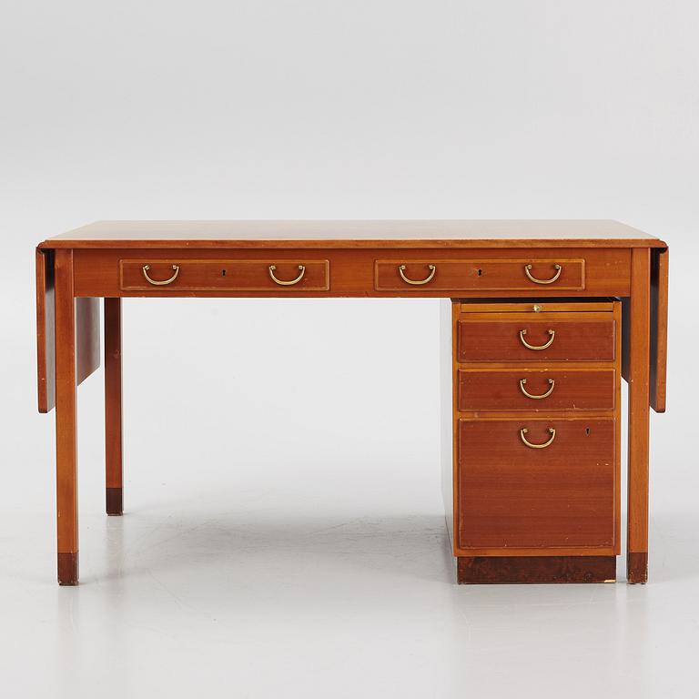 David Rosén, a desk, Nordiska Kompaniet, Sweden, 1950's.