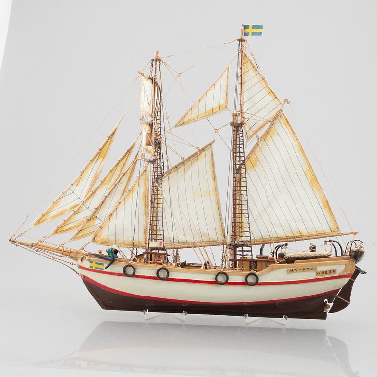 Ship model, 20th century.