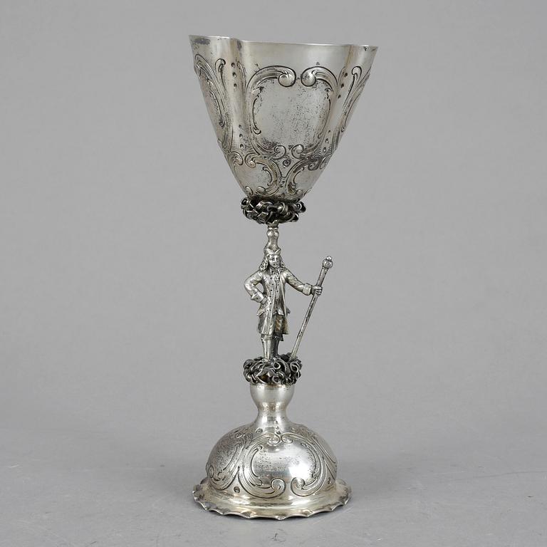 BRÖLLOPSBÄGARE, silver 800, omkring sekelskiftet 1900. Vikt ca 131 gram.