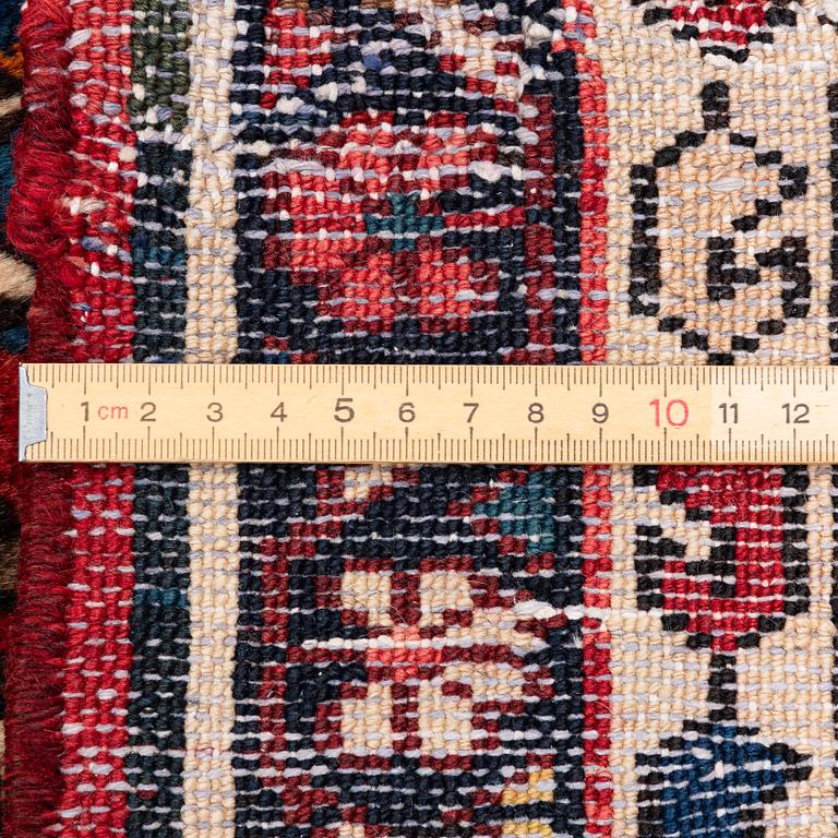 Carpet, Bakhtiari, approx. 380 x 305 cm.