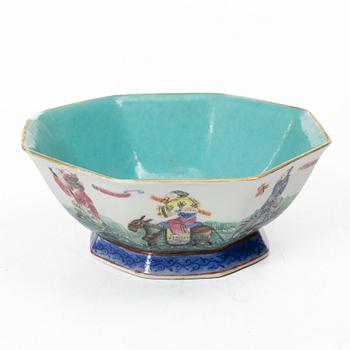 Skål, porslin, Kina, Qingdynastin, 1800-tal.