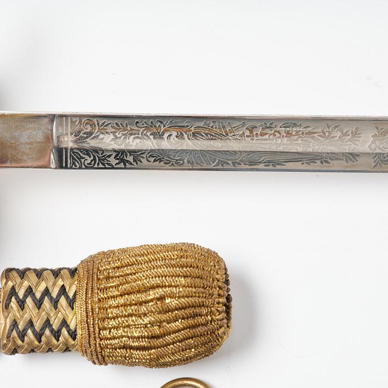 Sabel svensk, m/1915 för sjöofficer, med balja.