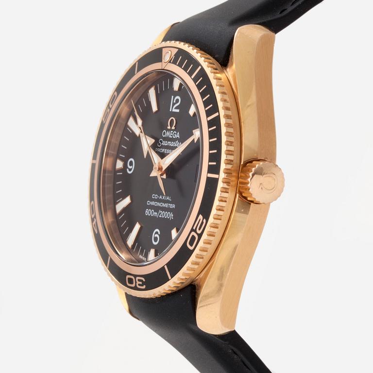 OMEGA, Seamaster Professional (600m/2000ft), Planet Ocean, Chronometer, wristwatch, 42 mm,