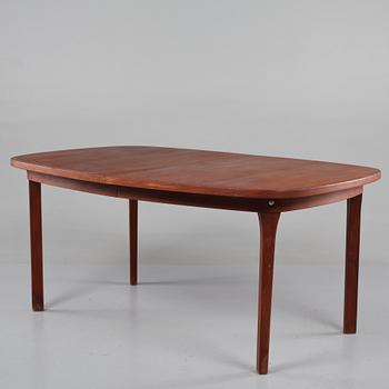 STOLAR 6 st, samt MATBORD, Danmark, 1900-talets tredje kvartal.