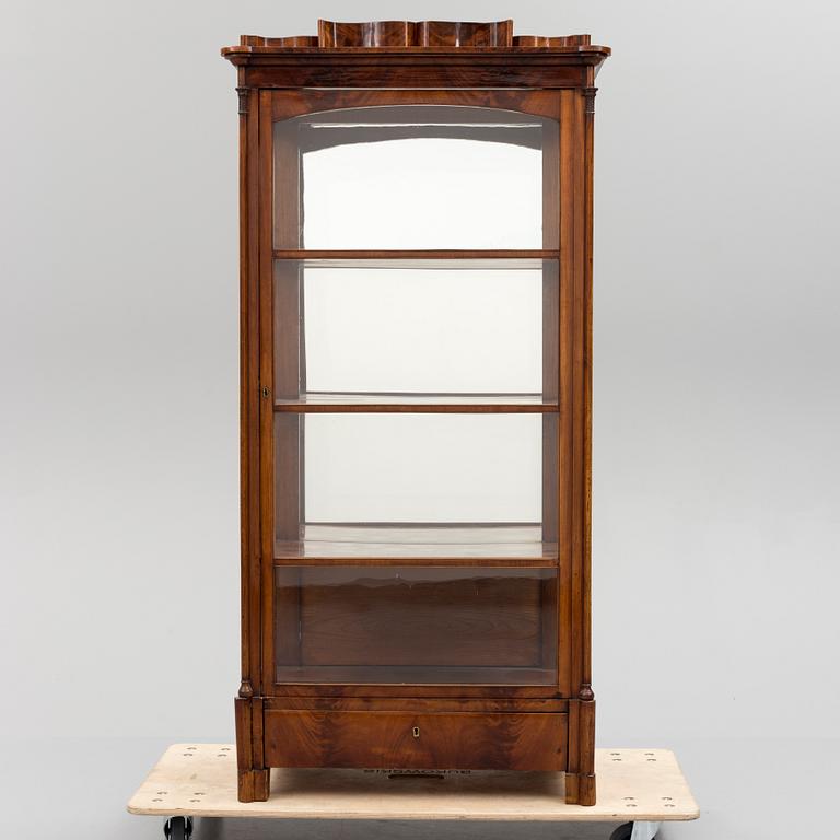 A late 19th century cabinet.