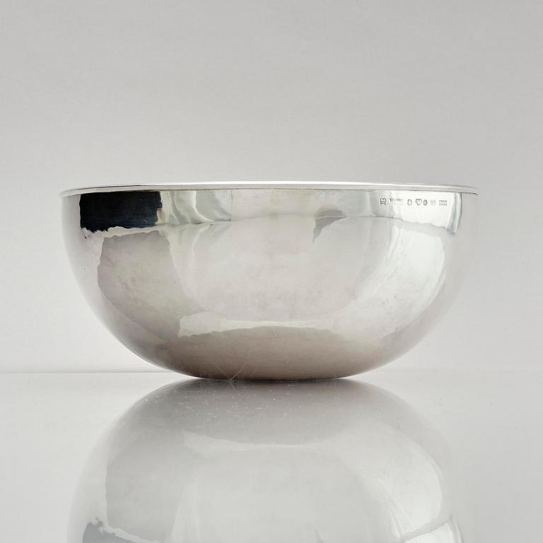 Birger Haglund, skål, sterling silver, Stockholm 1964.