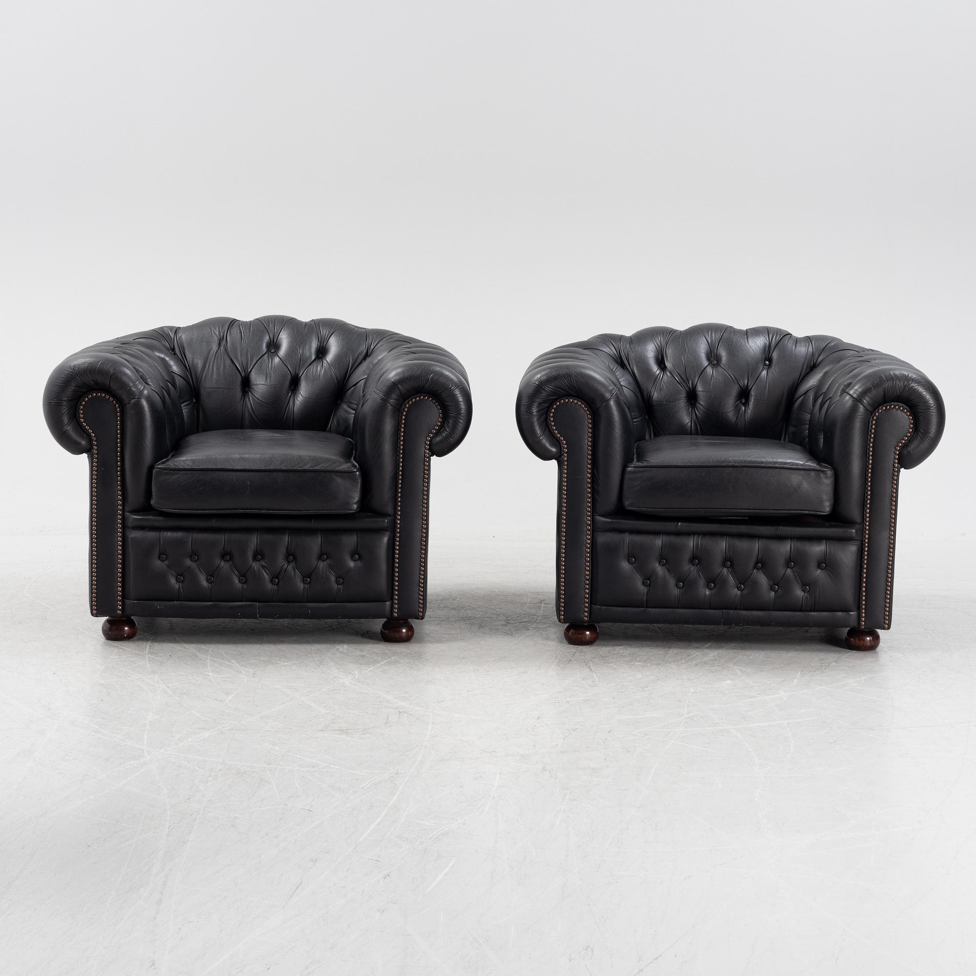 Fåtöljer ett par, av Chesterfieldmodell, Winchester furniture, 1900-talets slut.