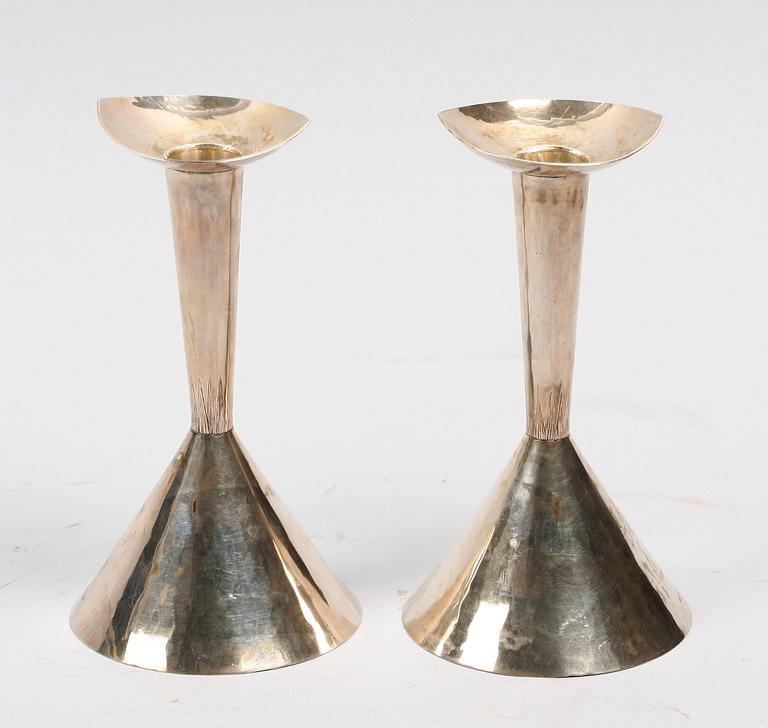 LJUSSTAKAR, ett par. Silver. Öhmans, 1959, Lycksele.