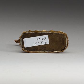 DHARMAPALA, förgylld brons. Sinotibetansk, Qing dynastin, 1800-tal.