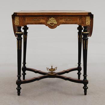 BORD, Louis Seizestil, 1900-talets första hälft.