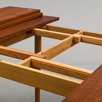 Dining table model 311 by Peter Hvidt & Orla Mørlgaard-Nielsen, Søborg, Denmark.