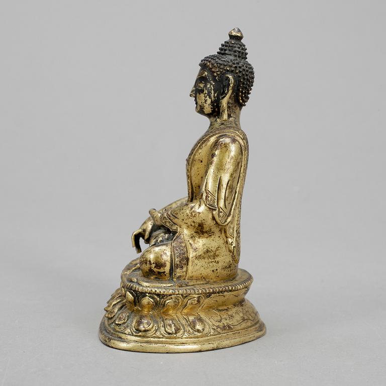 BUDDHA, förgylld brons, troligen Nepal, 1900-tal.
