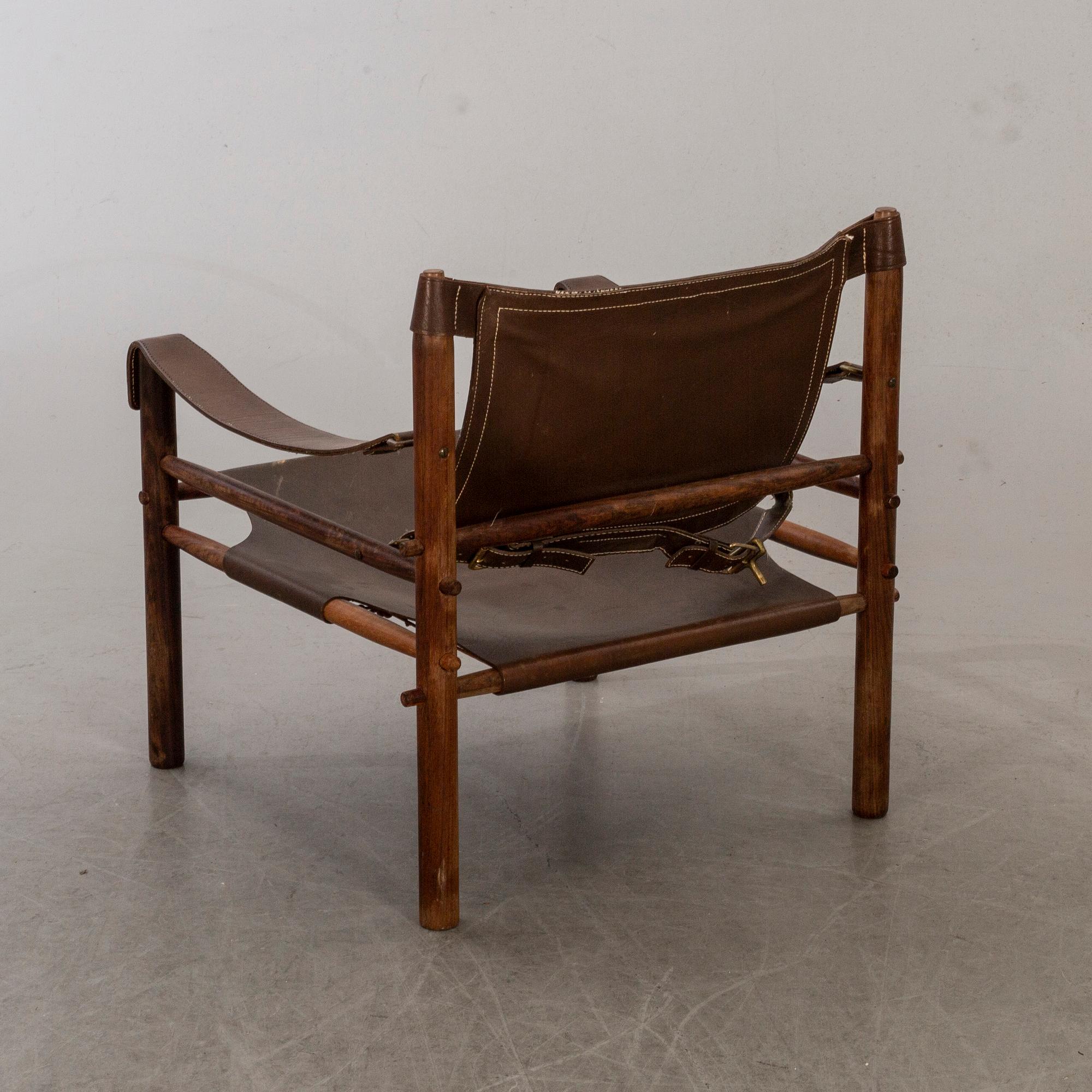 An 1969/70:s Arne Norell "Sirocco" Safari chair.