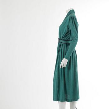 LISA NORIN, a green linnenblend dress. French size 38.