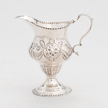 Gräddsnäcka, sterlingsilver, London 1779.