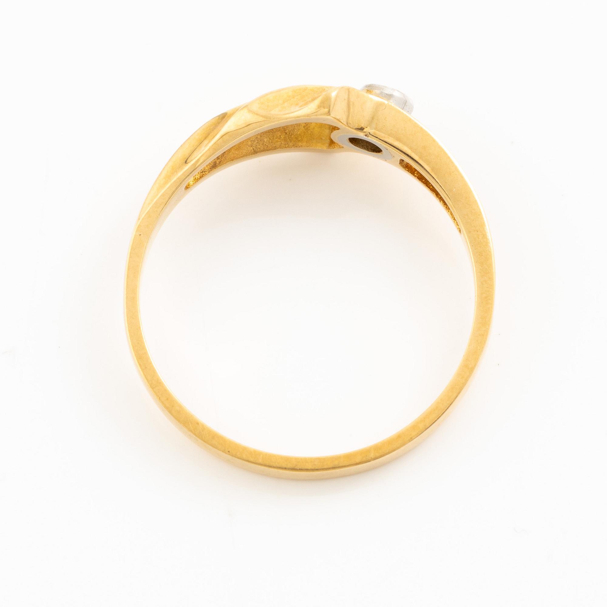 Lapponia, ring, 18K gold with a round brilliant-cut diamond, Finland 1980.