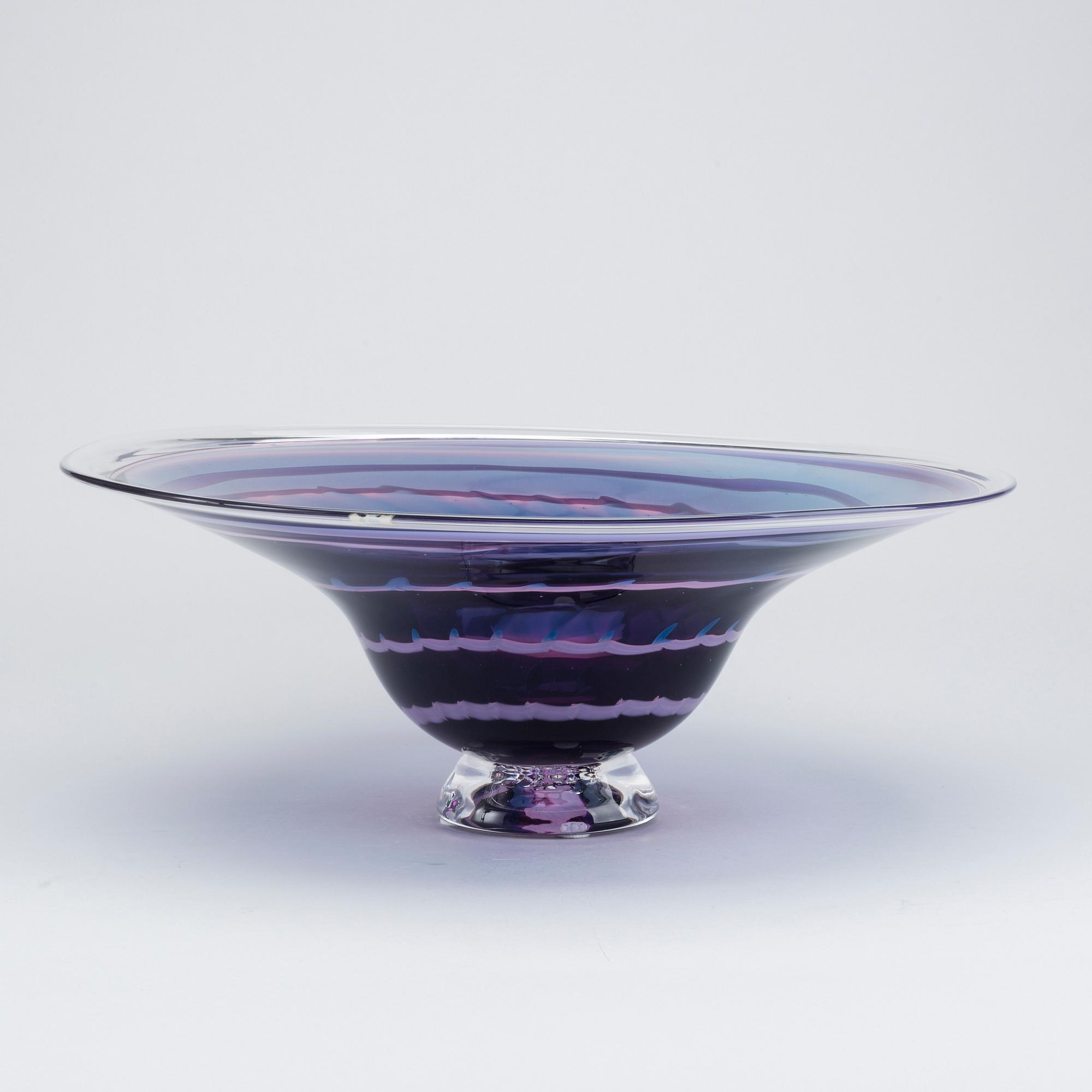 A LINDSHAMMAR BOWL not signed.