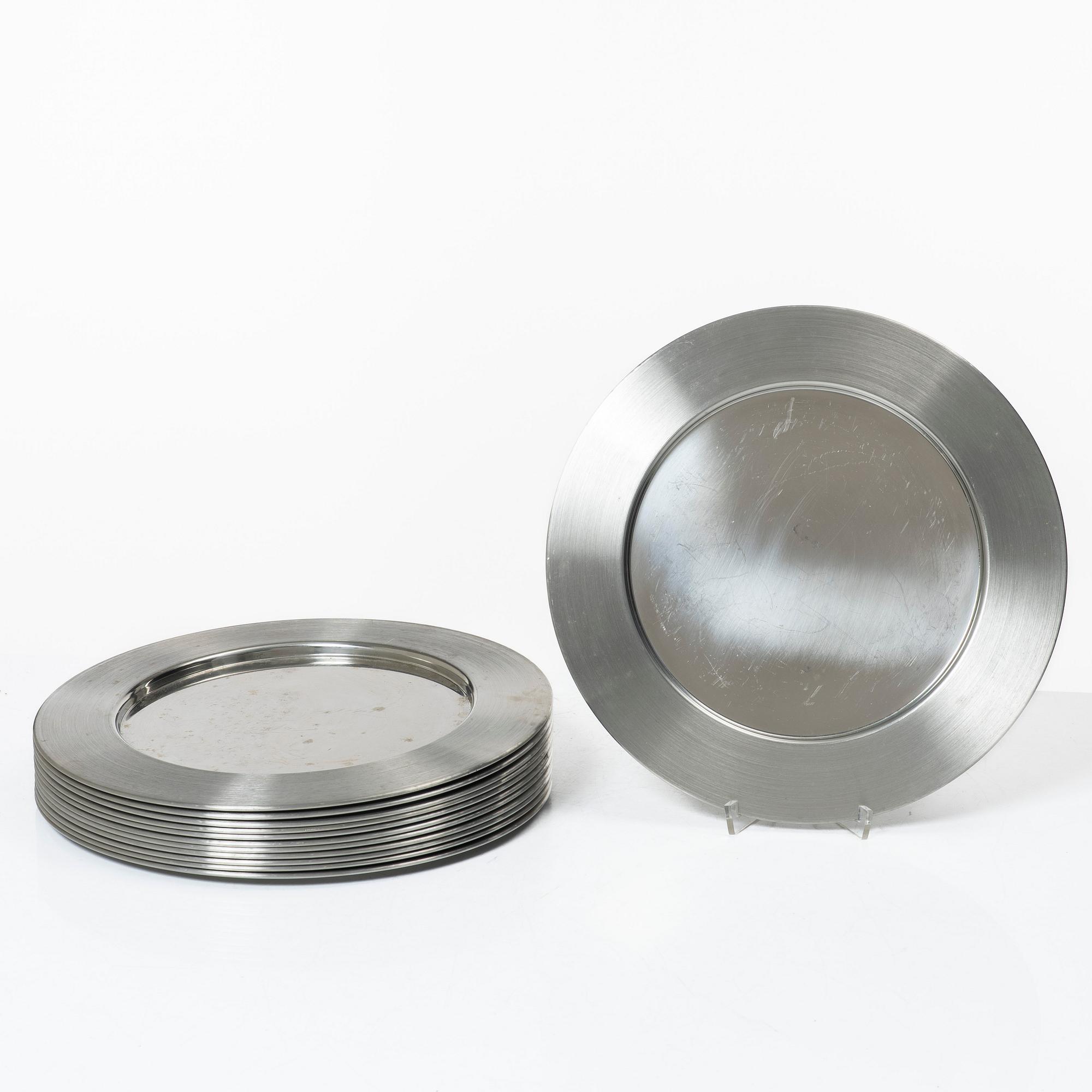 Timo Sarpaneva, kuverttallrikar, 12 st samt praktfat, OPA, Finland 1900-talets senare del.