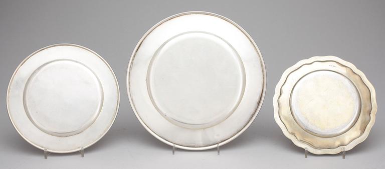 FAT, 5 st, silver, främst C G Hallberg, Stockholm, 1900-tal. Vikt ca 1833 g.