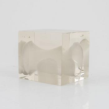 Oiva Toikka, cube, Nuttajärvi Notsjö, Finland.
