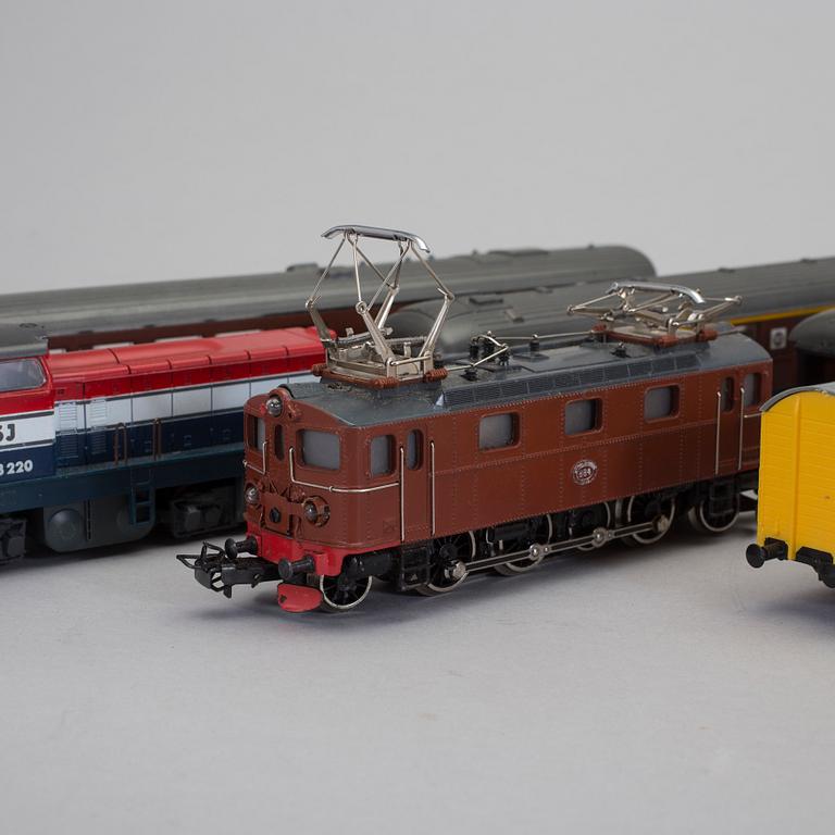 MODELLTÅGSDELAR, 12 stycken, Märklin, Fleischmann & Lima.