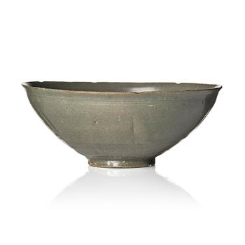1091. A celadon green glazed bowl, Korea, Goryeo dynasty, 12th/13th century.